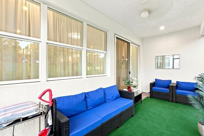 Building Photo - 11639 SW Viridian Blvd