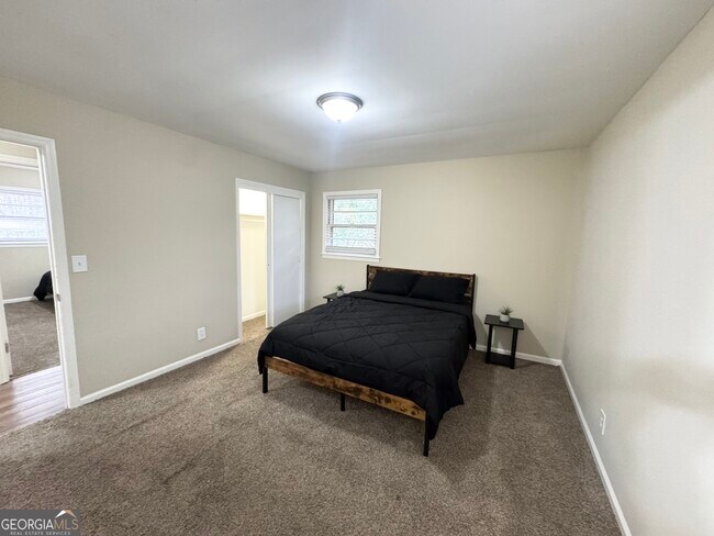 Building Photo - 3820 Union Rd SW