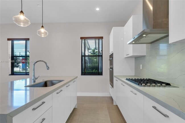 Building Photo - 8217 NW 46th St