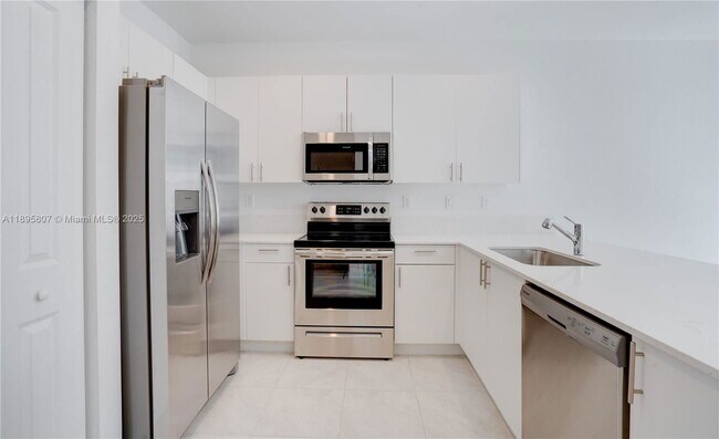 Building Photo - 13053 SW 233rd Terrace