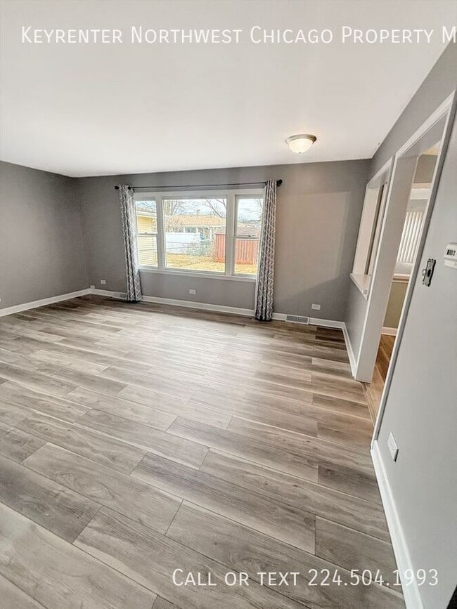 Building Photo - 66 Ridgewood Rd