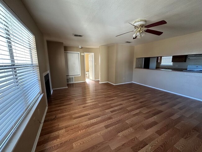 Building Photo - 105 Shannon Cir