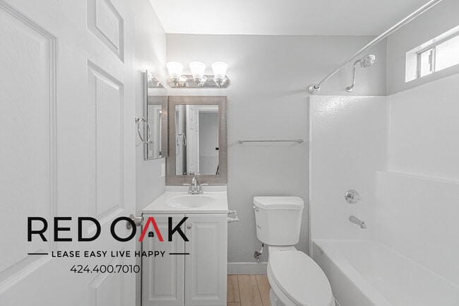 Building Photo - 3718 E Fountain St