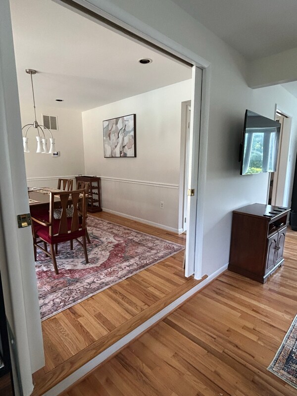 Building Photo - 2802 Curry Dr