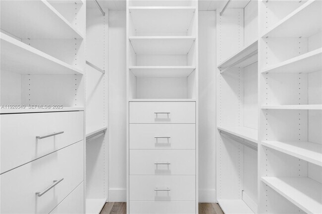 Building Photo - 13028 SW 88th Ln