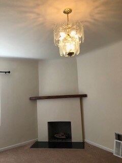 Building Photo - 638 Laine St