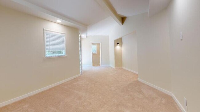 Building Photo - 4110 El Bosque Dr