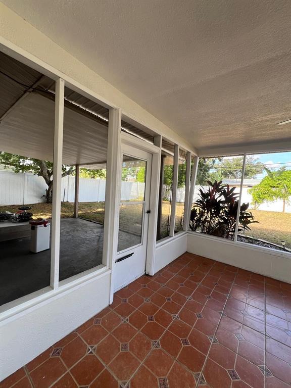 Building Photo - 5535 24th Ave N