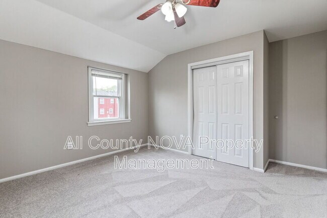 Building Photo - 50 Old Enterprise Rd