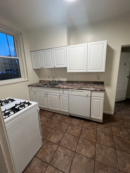 Building Photo - 21 Welsford St