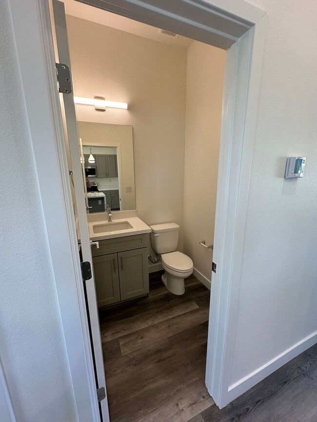 Building Photo - Your Dream Home Awaits: Spacious Summerlin...