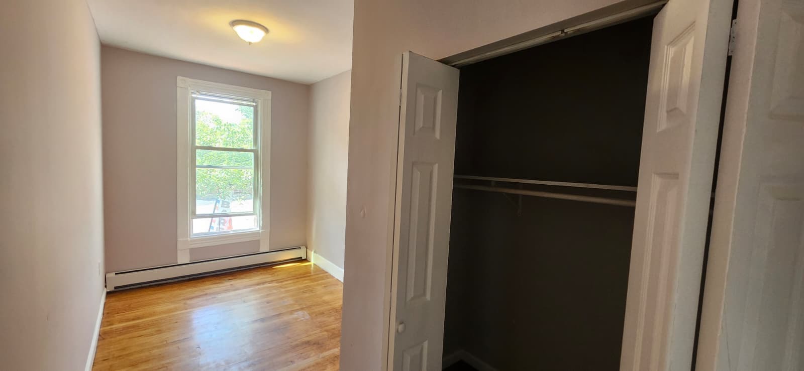 Building Photo - 399 Howard Ave