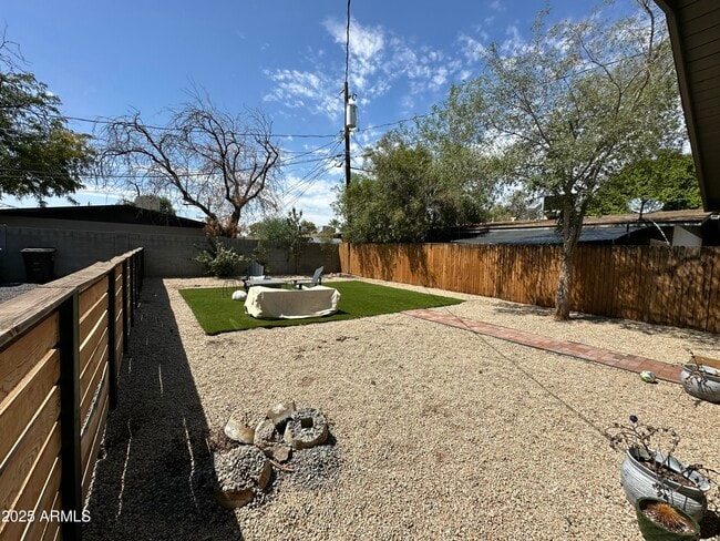 Building Photo - 3116 N 39th St