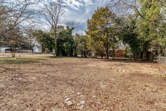 Building Photo - ADORABLE 2 BR | 1 BA Home in Goldsboro!