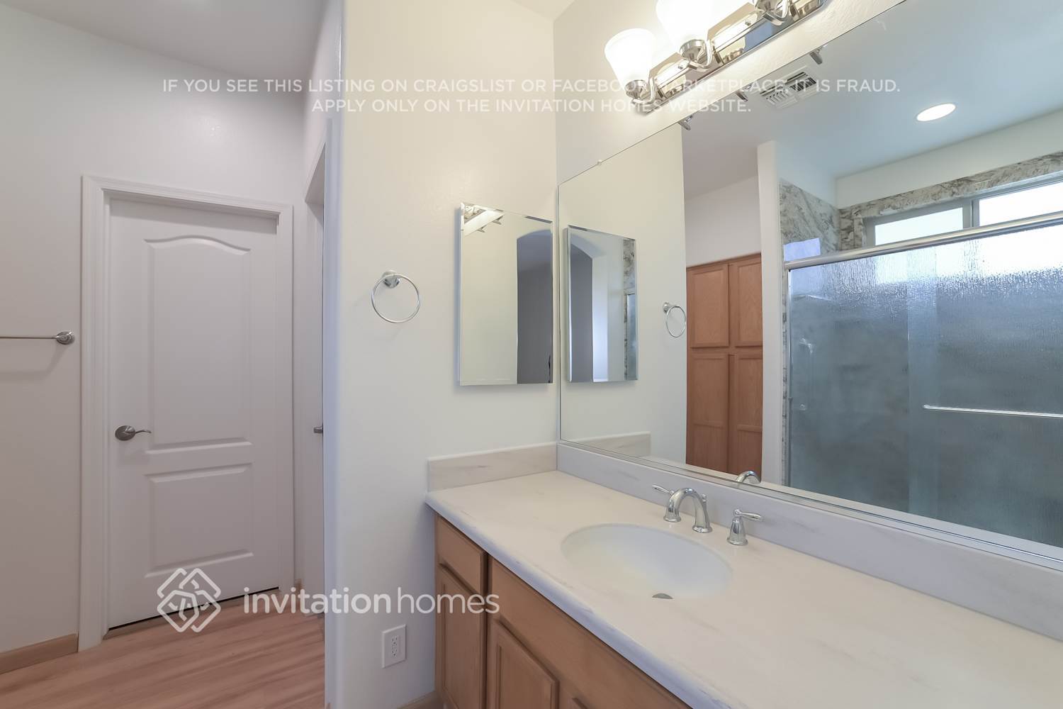 Building Photo - 8709 N 58th Ln