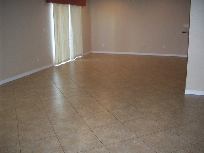 Building Photo - 1964 Providence Pl