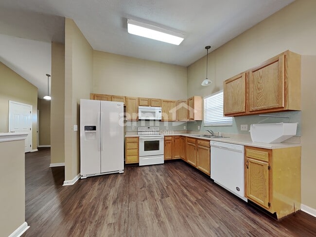 Building Photo - 4435 Hawk Watch Way