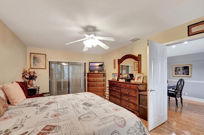 Building Photo - 5391 Alta Way