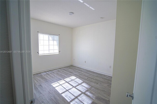 Building Photo - 1751 SW 154th Path