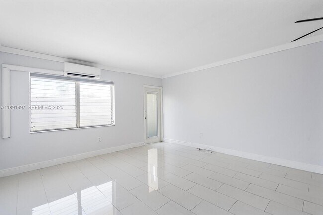 Building Photo - 851 Meridian Ave