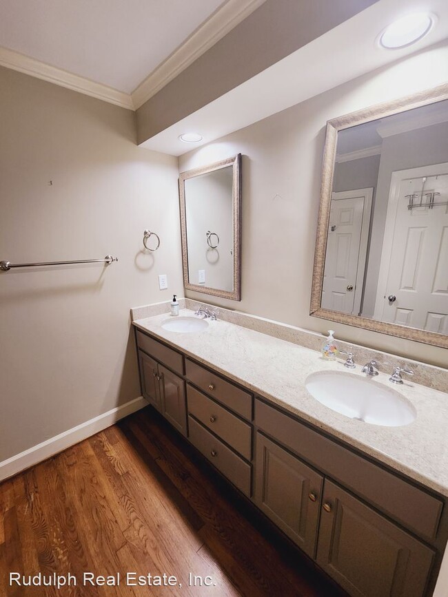 Building Photo - 4 br, 3 bath House - 12 Montevallo Ter.