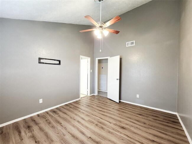 Building Photo - 20203 Dawn Mist Ct
