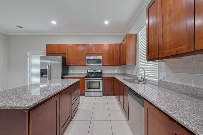Building Photo - 15315 Addicks Stone Dr