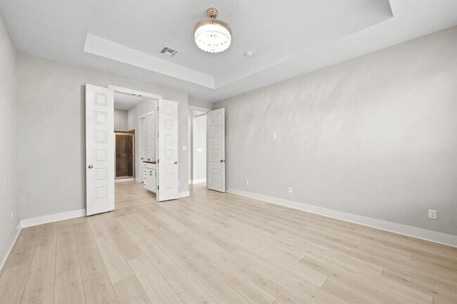Building Photo - 475 Gamble Dr