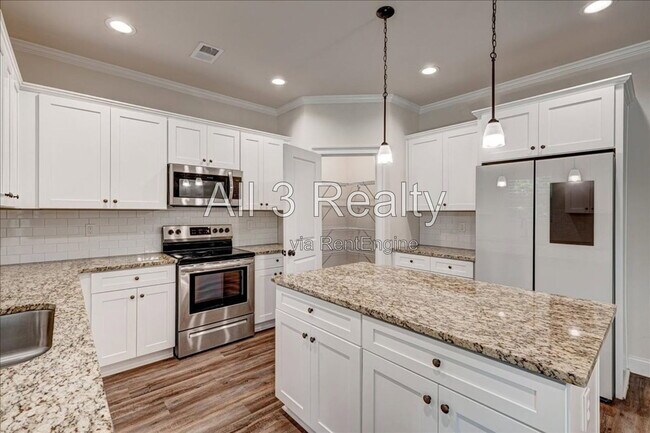 Building Photo - 225 Barnett Ln Ln