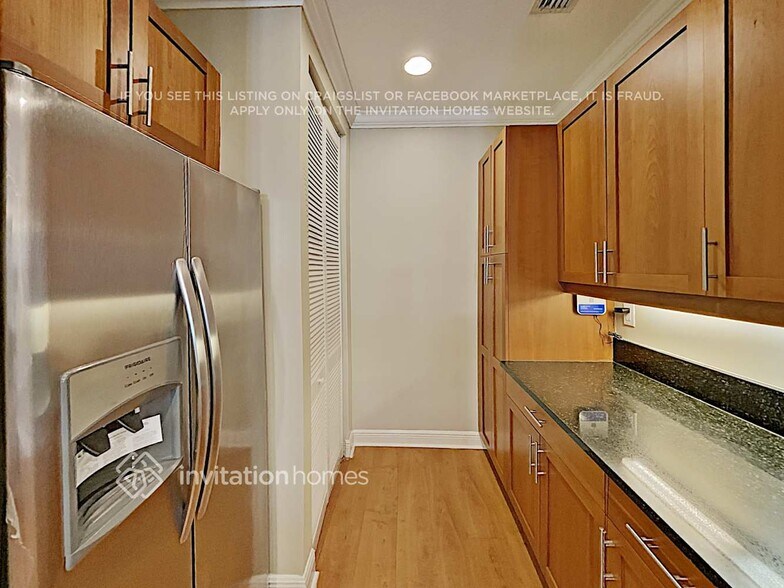 Building Photo - 414 Olssen Ave