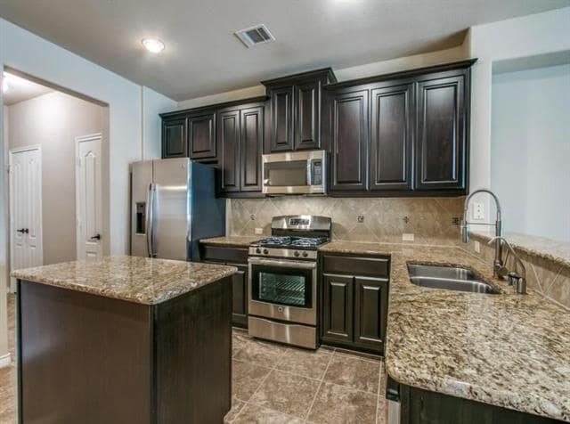Building Photo - 1468 Arapaho Dr