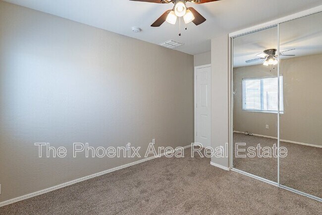 Building Photo - 28214 N Quartz Way