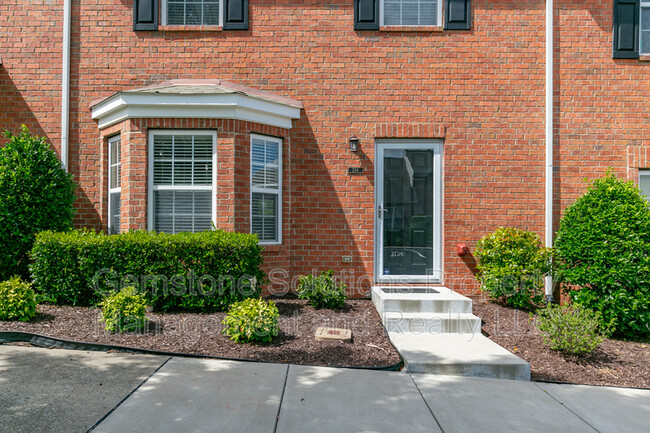 Building Photo - 1101 Downs Blvd