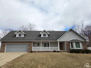 Building Photo - 3208 Susan Dr