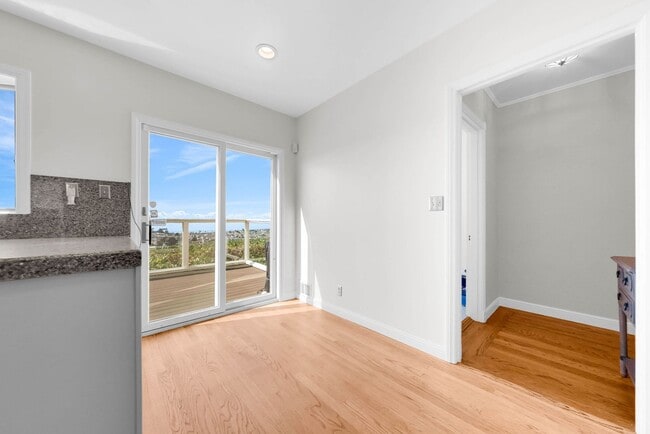 Building Photo - Gorgeous Golden Gate Heights home with gar...