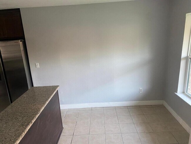 Building Photo - 14418 Alkay St