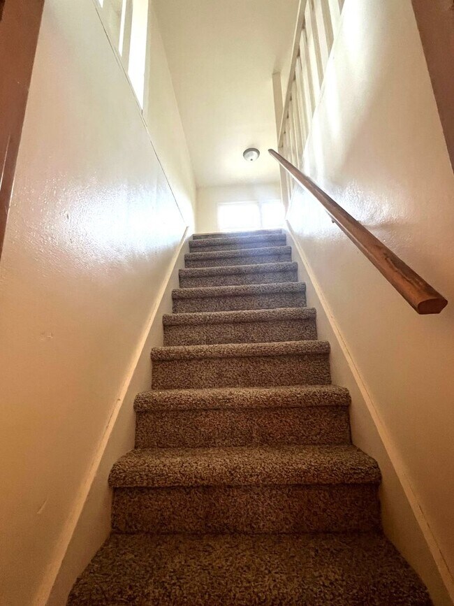 Building Photo - Rent Special: 1/2 Off First Full Months Rent