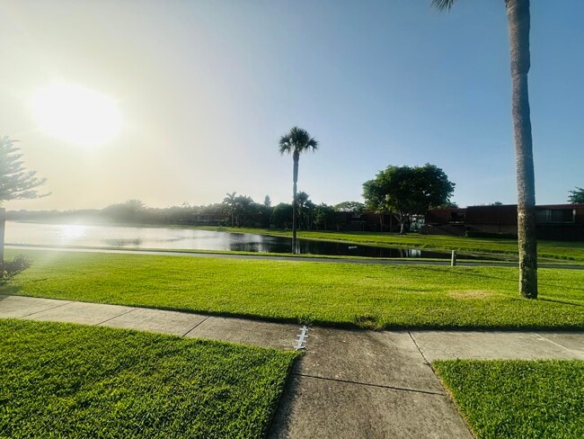 Building Photo - 8559 Boca Rio Dr