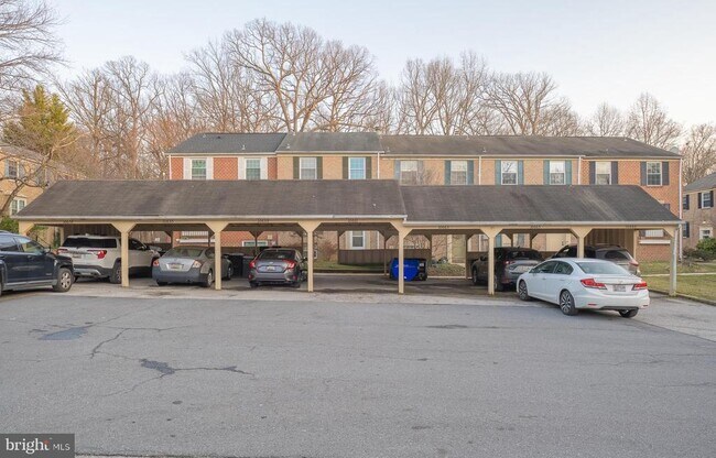 Building Photo - 10661 High Beam Ct