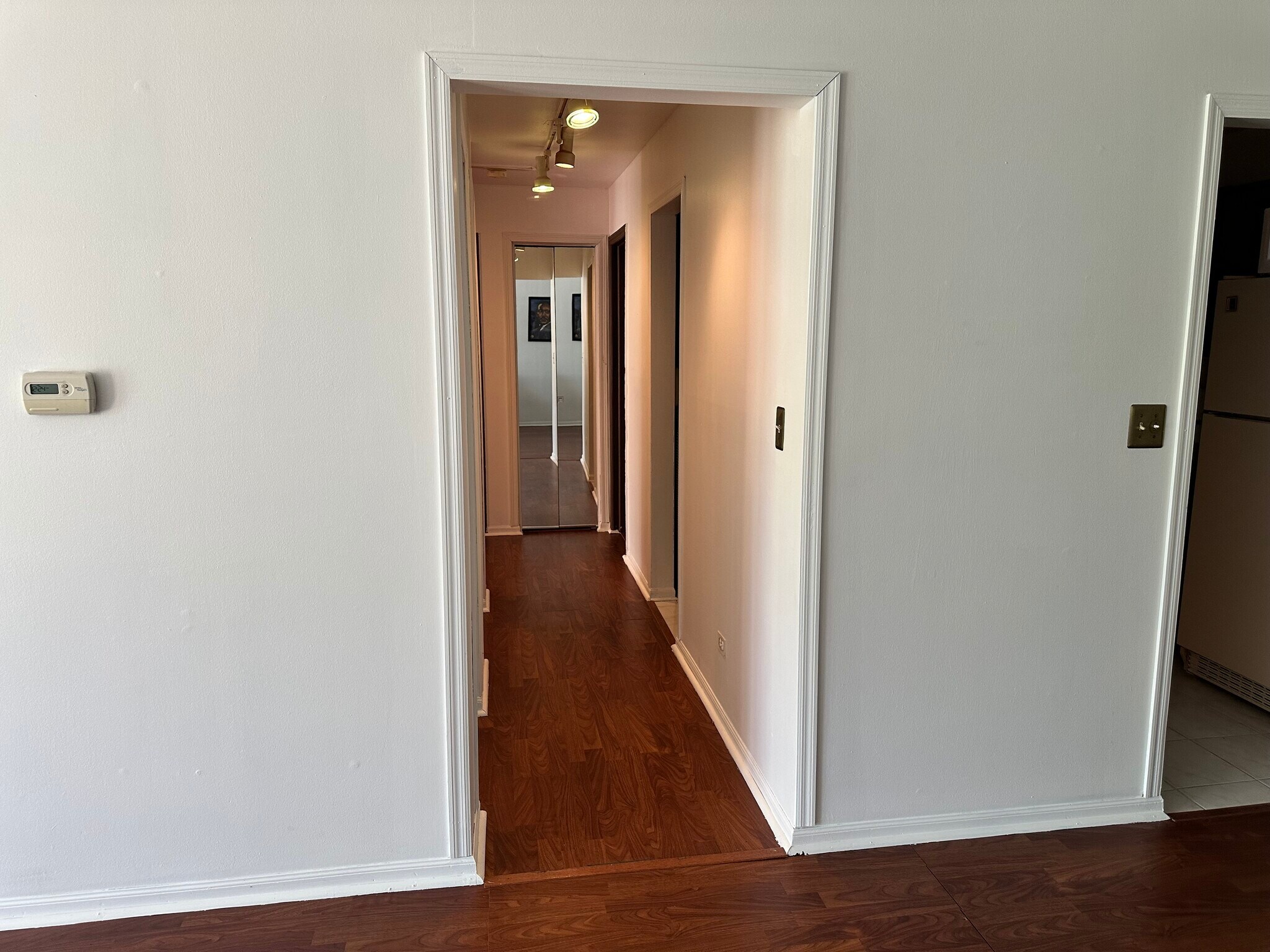 Building Photo - 950 E Wilmette Rd