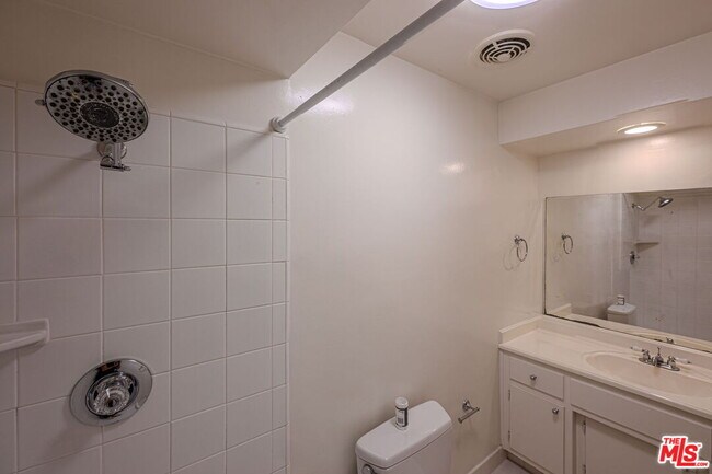 Building Photo - 1131 14th St