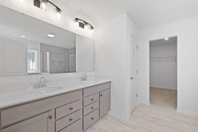 Building Photo - 539 S Lincoln St