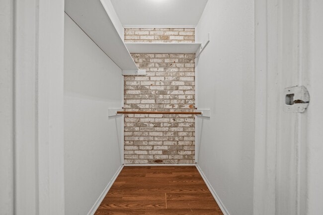 Building Photo - 6463 Cambridge Glen Ln