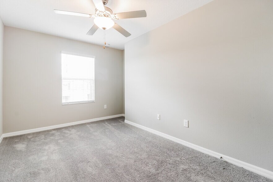Building Photo - 2141 Azure Vw Wy