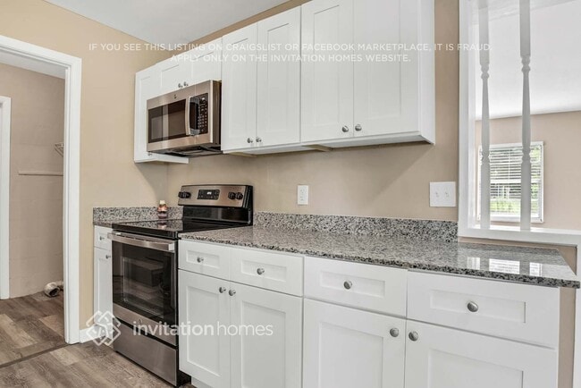 Building Photo - 2623 N Beaumont Ave