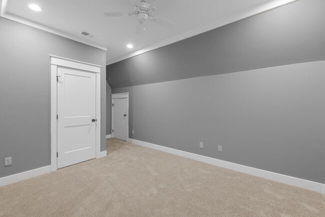 Building Photo - 1705 Double Oak Trl
