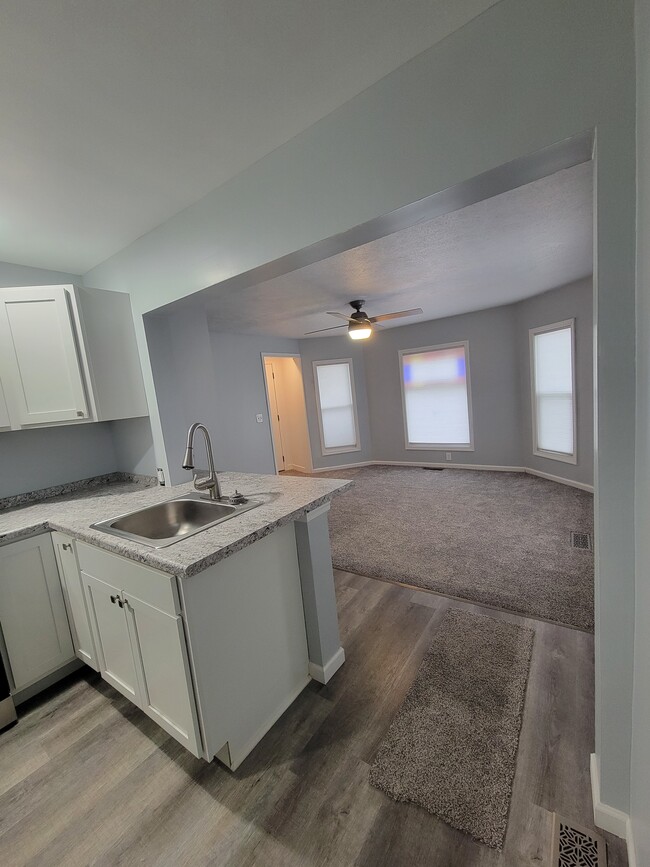 2 Bedroom Kitchen/Bar area - 183 Maple St