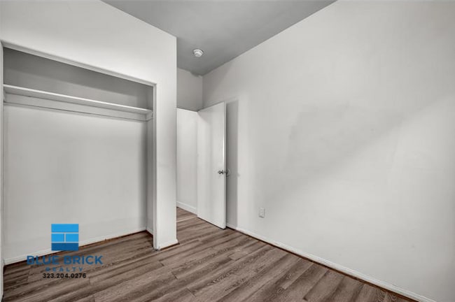 Building Photo - 8316 San Pedro St