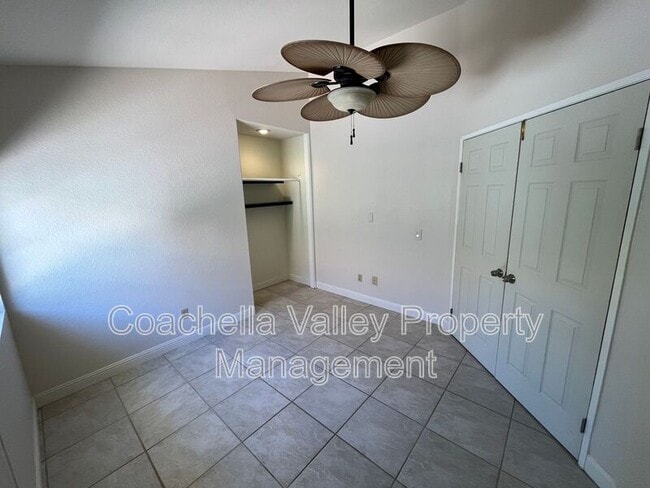 Building Photo - 43851 Vía Granada