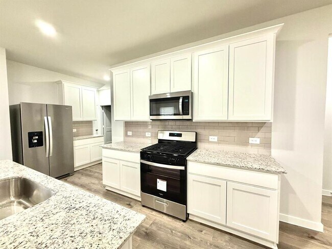 Building Photo - 7898 Alset Dr